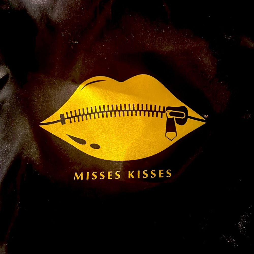 Misses Kisses BIO-GEL 💦 WATER RESISTANT | SWEAT PROOF PADS  for strapless bra